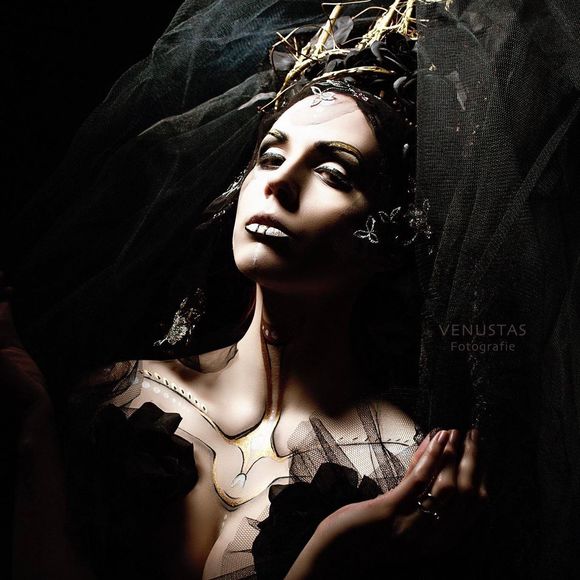 Meet your Posher, Verena - Picture 1 of 1